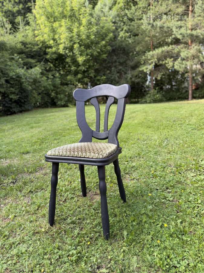 Parduodamos medinės kėdės 25 vnt. - nuotraukos Nr. 3