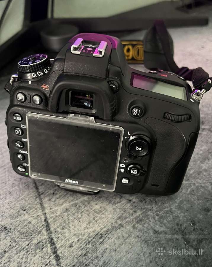 Nikon D610 Full Frame Body – puiki būklė