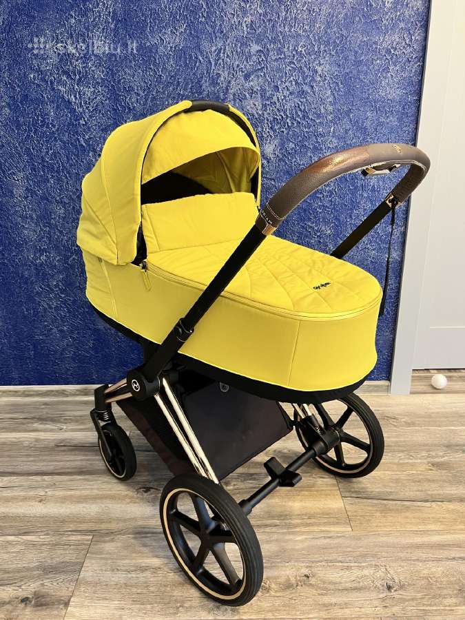 Cybex V4 priam Rose gold