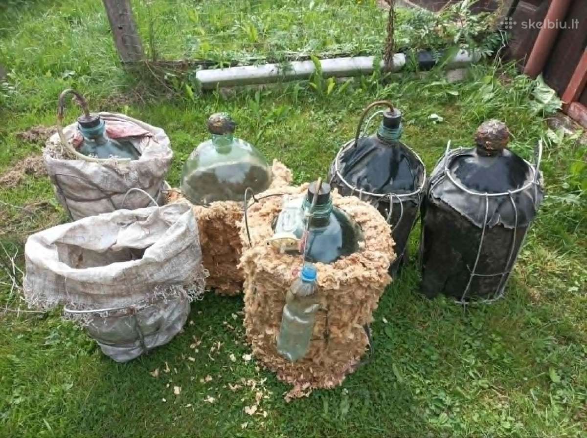 Buteliai vynui