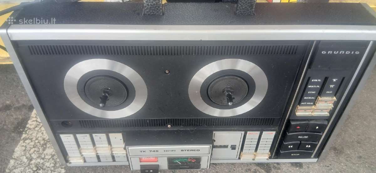 Grundig Juostinis Magnetofonas.
