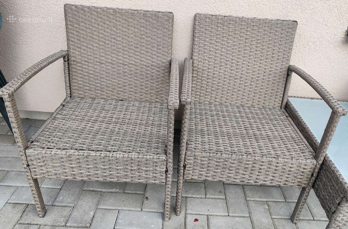 Lauko baldai