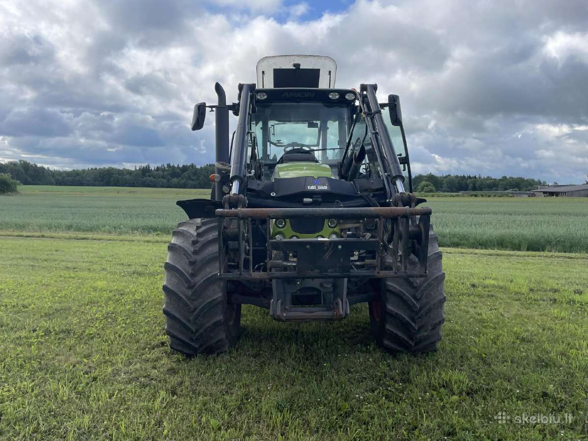 Claas Arion 640 (Cebis) su frontaliniu krautuvu - nuotraukos Nr. 3