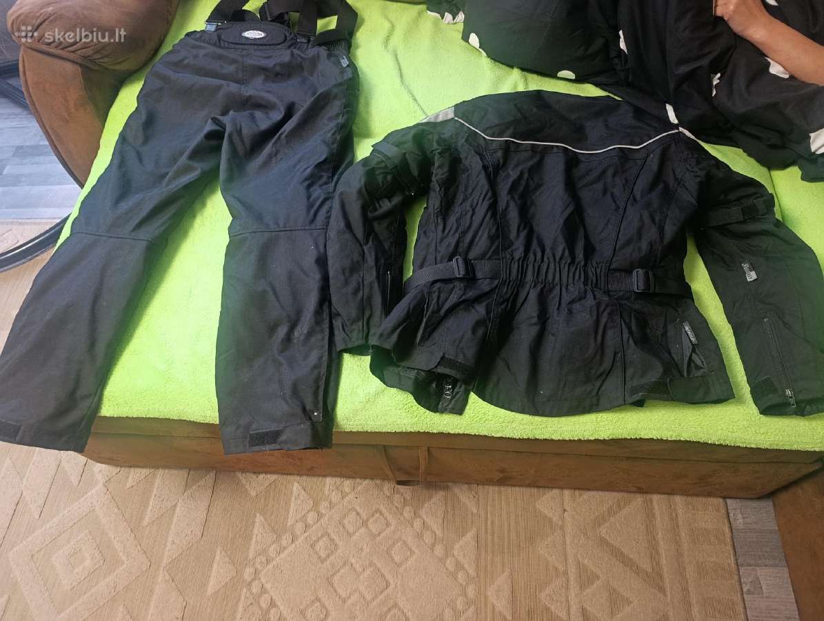 Moto aprangos ir boso kolonėlė - nuotraukos Nr. 5