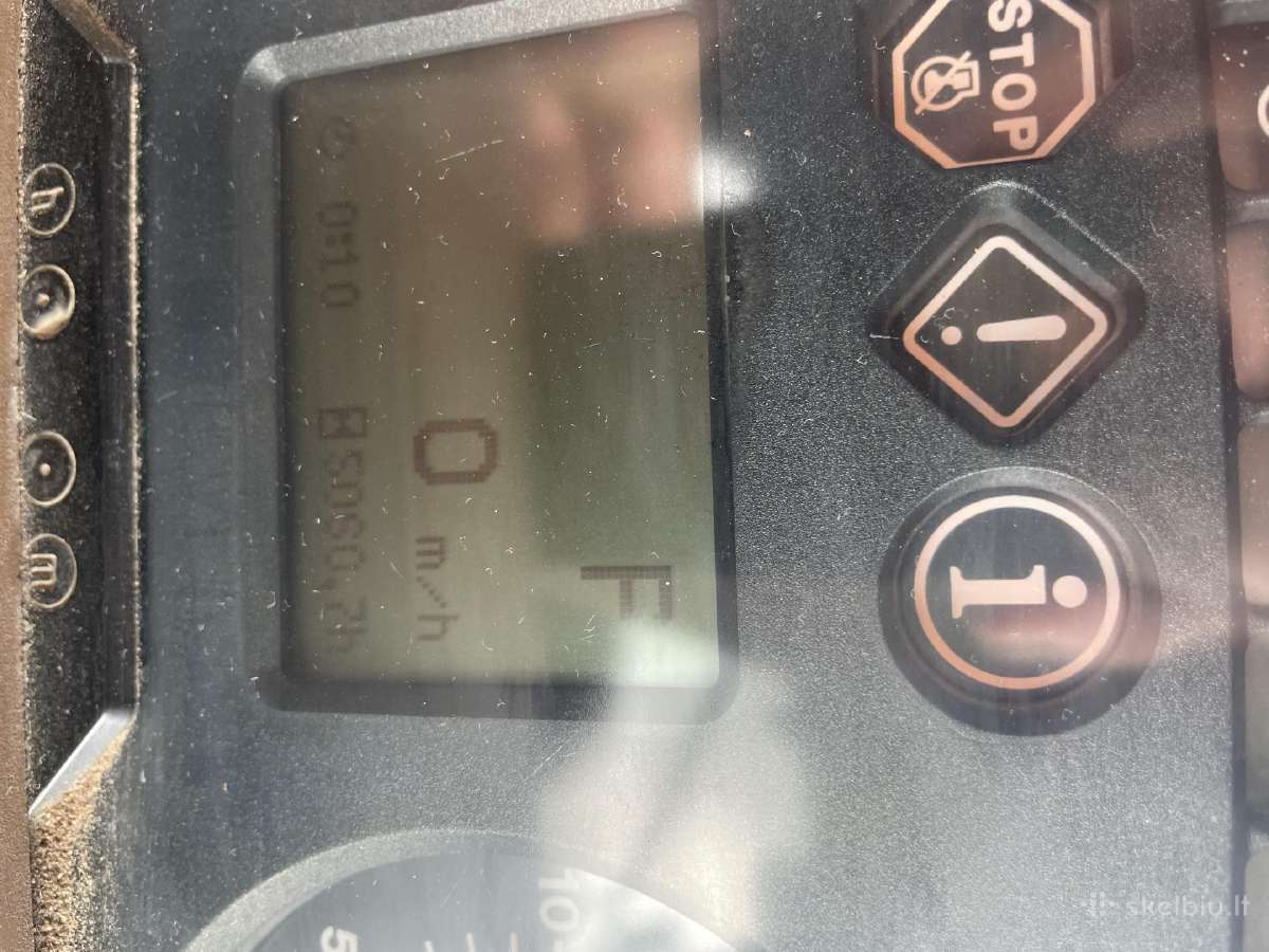 Jogn Deer 6820 - nuotraukos Nr. 6