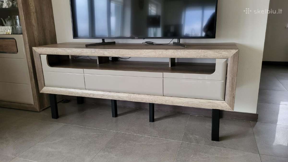 TV stalas(ilgis ~2 m) - nuotraukos Nr. 6