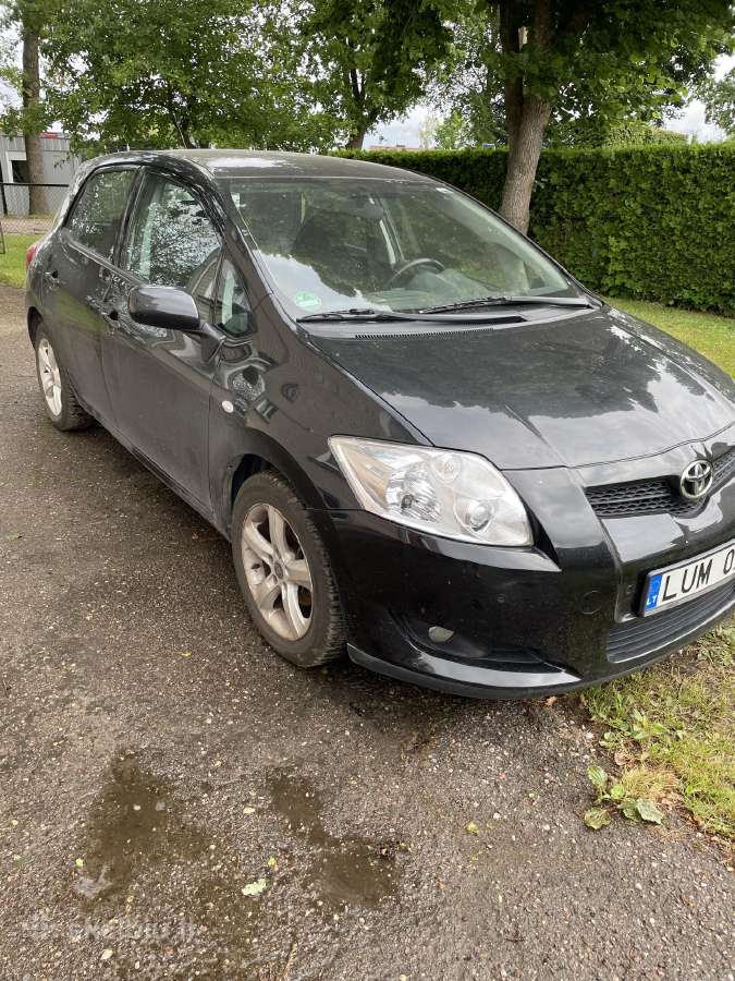 Toyota Auris