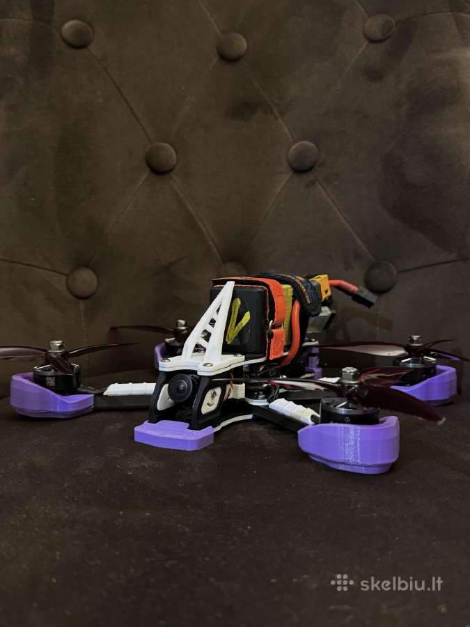 Apex EVO 5inch fpv dronas