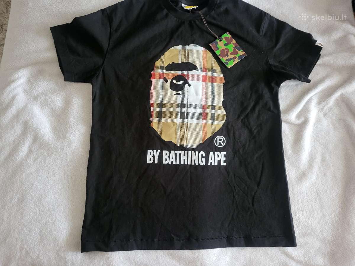 A Bathing Ape ( Bape) maikutė