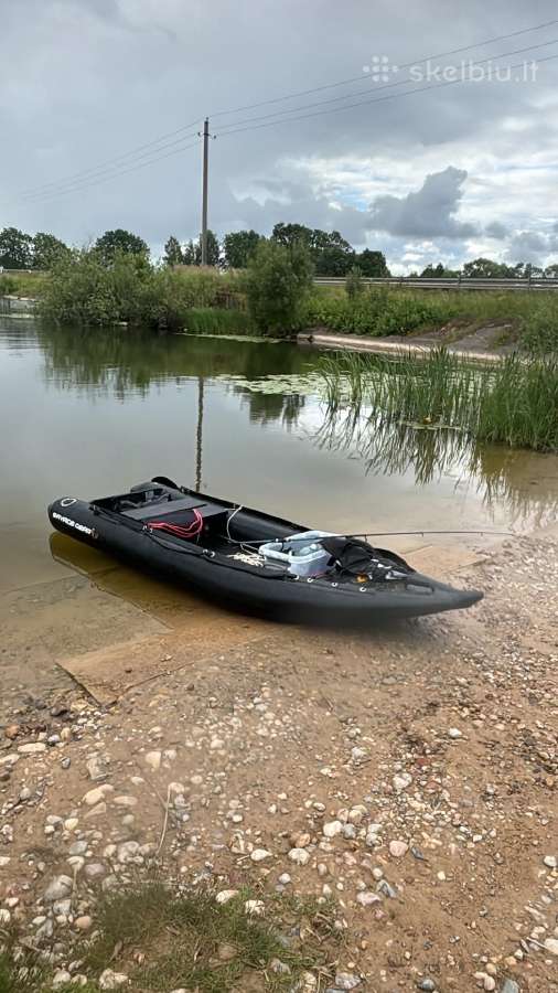 Savage gear kayak 330