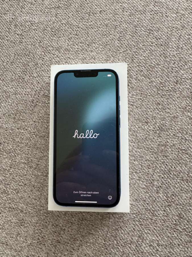 iPhone 13