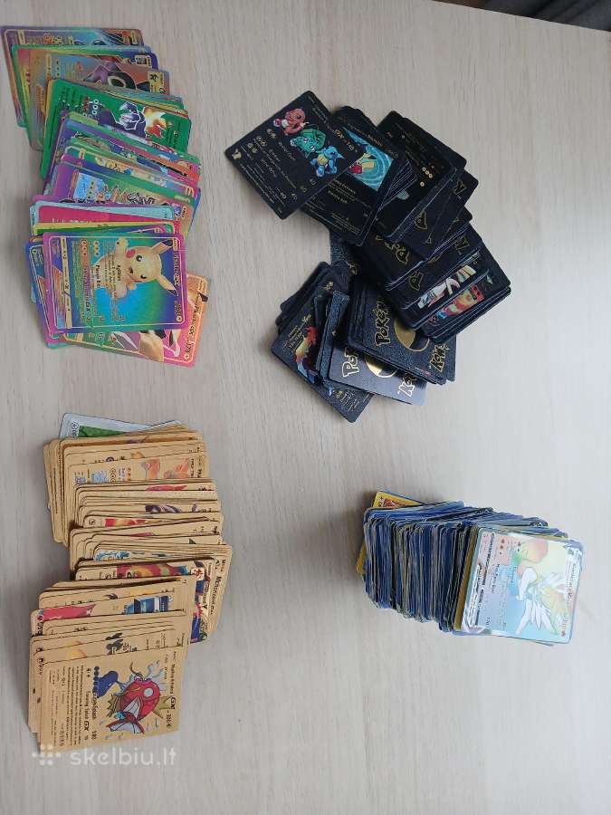 Parduodama Pokemon kortų kolekcija