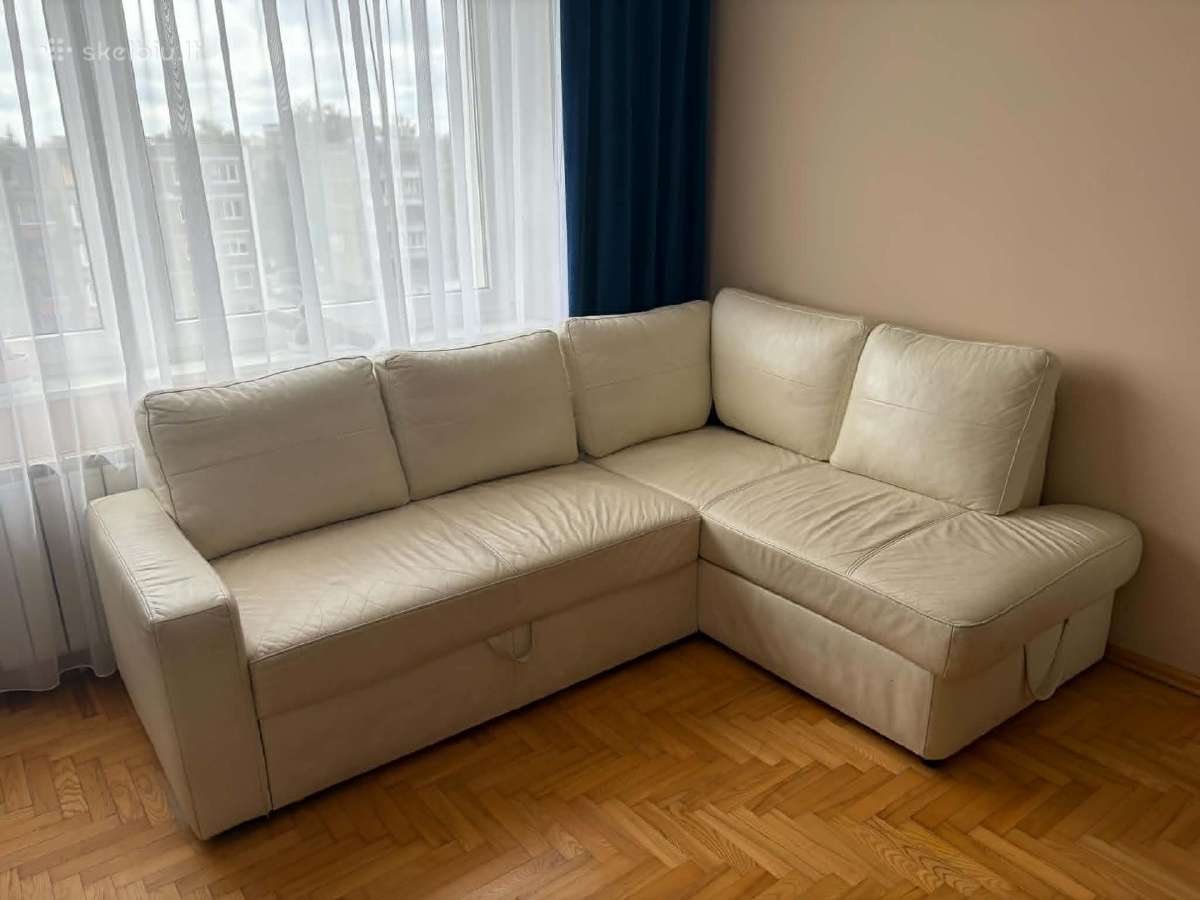 Parduodu odinį kampą