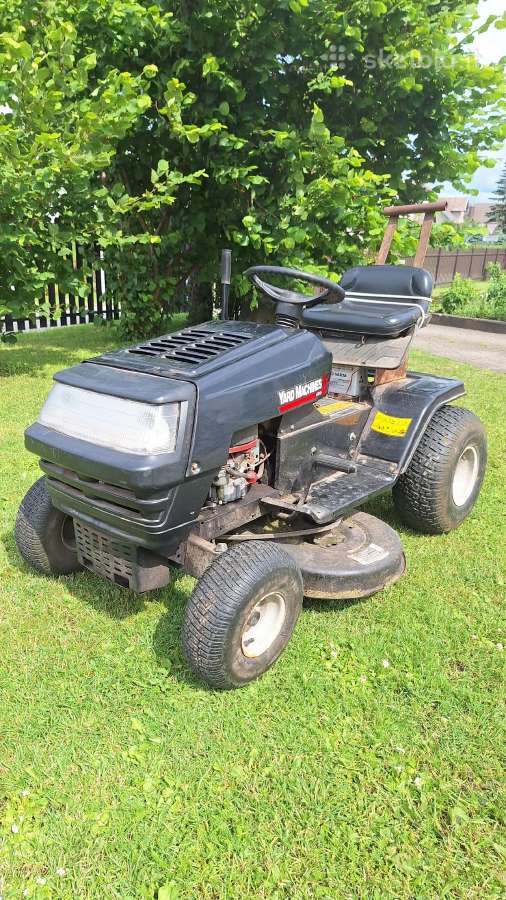 Sodo traktoriukas Mtd Yardmachines 14ag