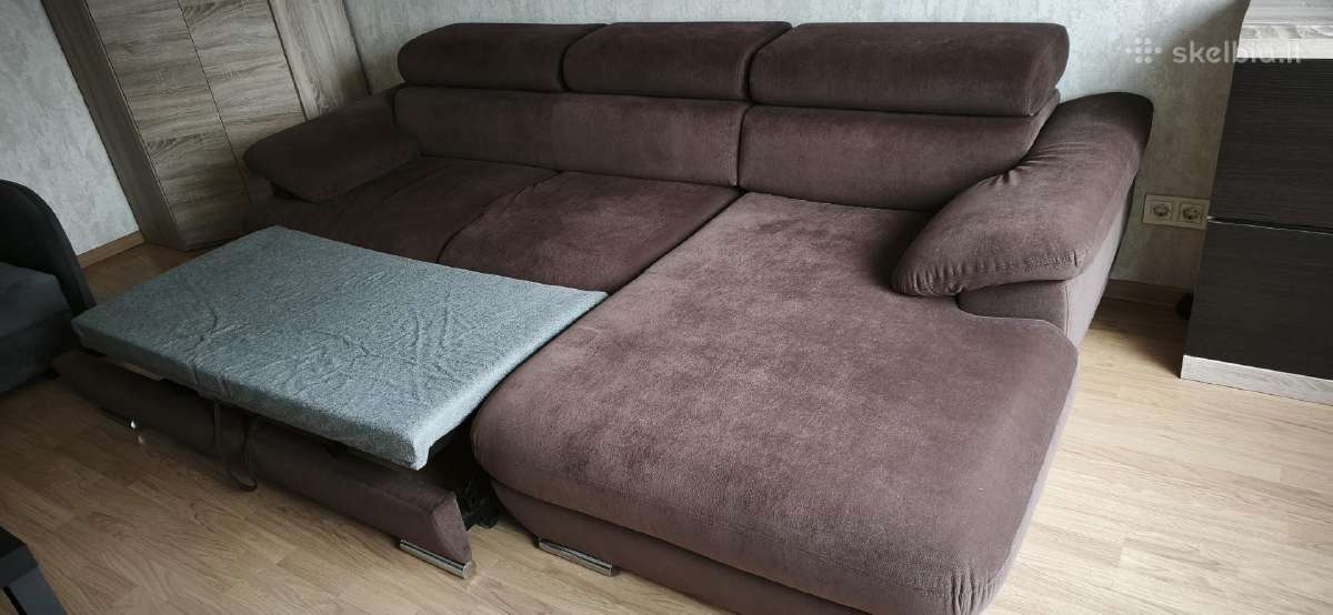 Rudos spalvos kampinė sofa - nuotraukos Nr. 6