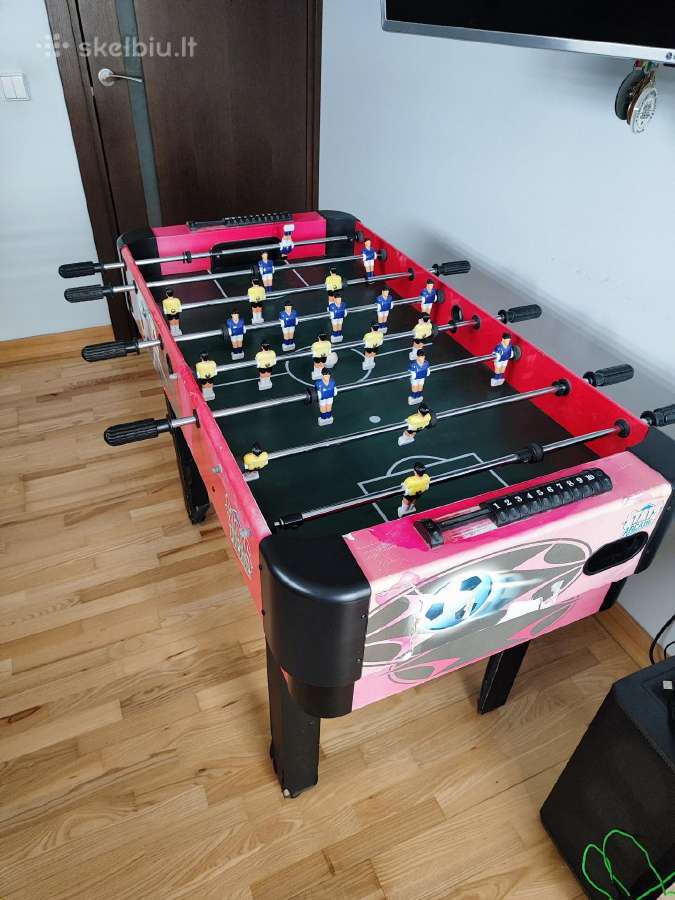 Futbolo-biliardo stalas