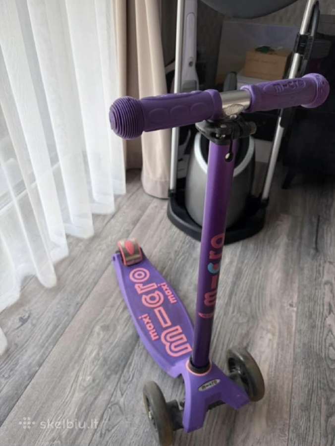 Vaikiškas paspirtukas Micro Maxi Deluxe Purple LED