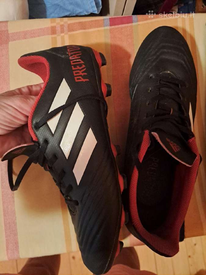Futbolo batai. - nuotraukos Nr. 2
