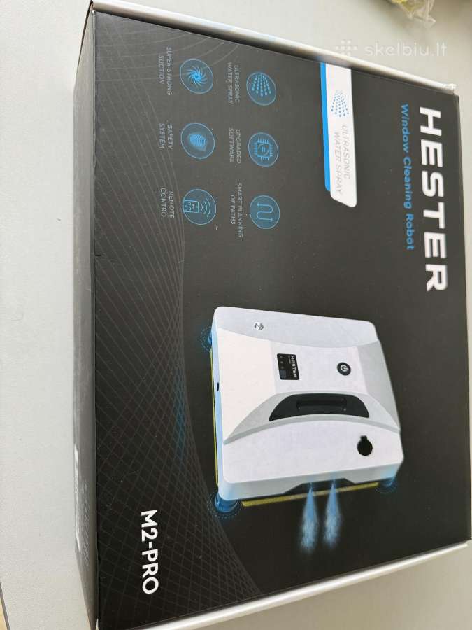 Langu valymo robotas Hester M2-pro.