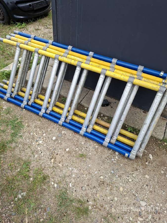 Aliuminis siauras Instant bokštelis 4 m.