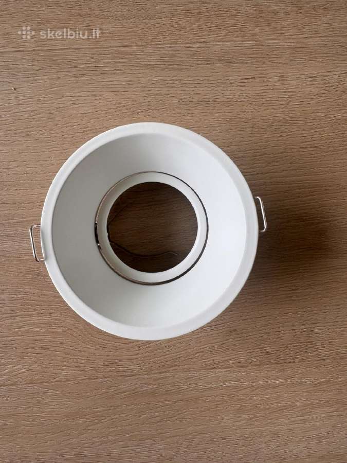 Minimalistiniai įleidžiami šviestuvai