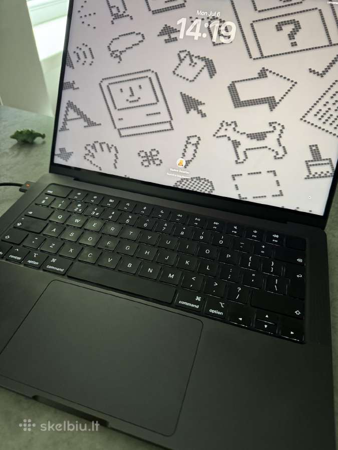 MacBook Pro 14 M5/1tb/16ram