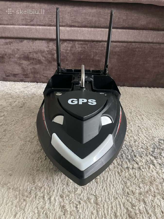 Flytec V802 Pro pašarų laivelis su GPS