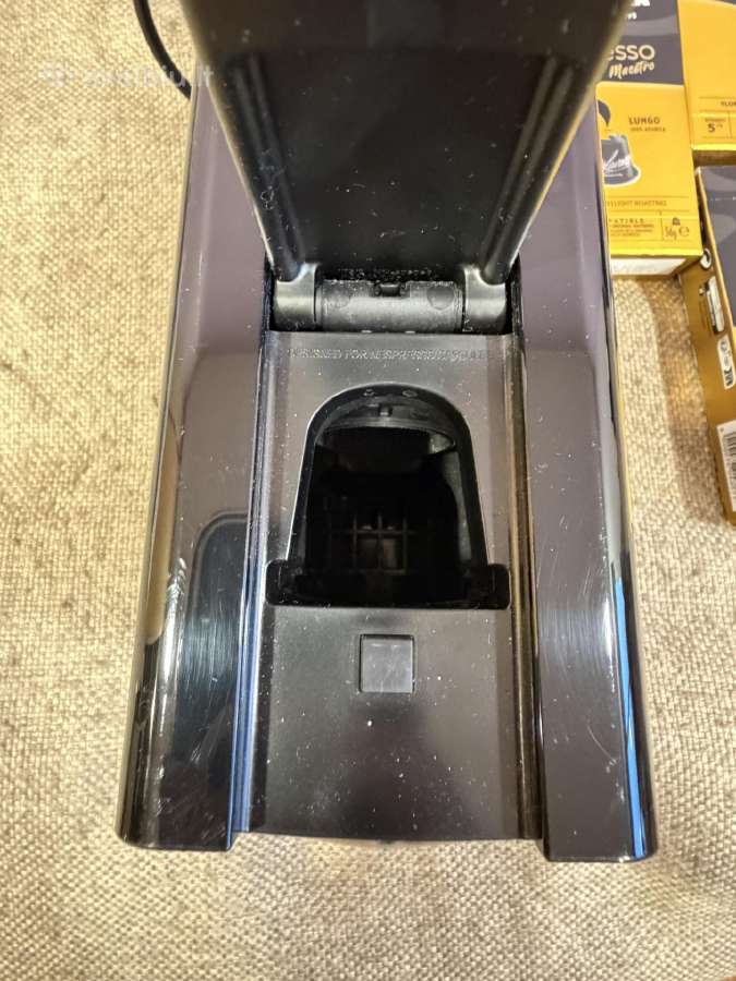 Nespresso Essenza Mini + 56 vnt. kavos kapsulių - nuotraukos Nr. 4