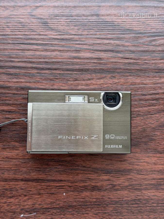 Fujifilm Finepix Z100fd 8mp Digital Camera 5x Zoom