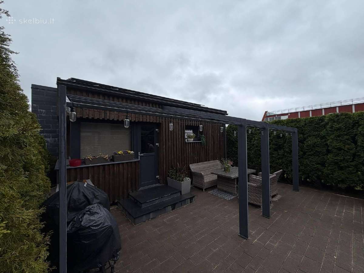 Metalinė terasa / pergola su tvirtinimo detalėmis