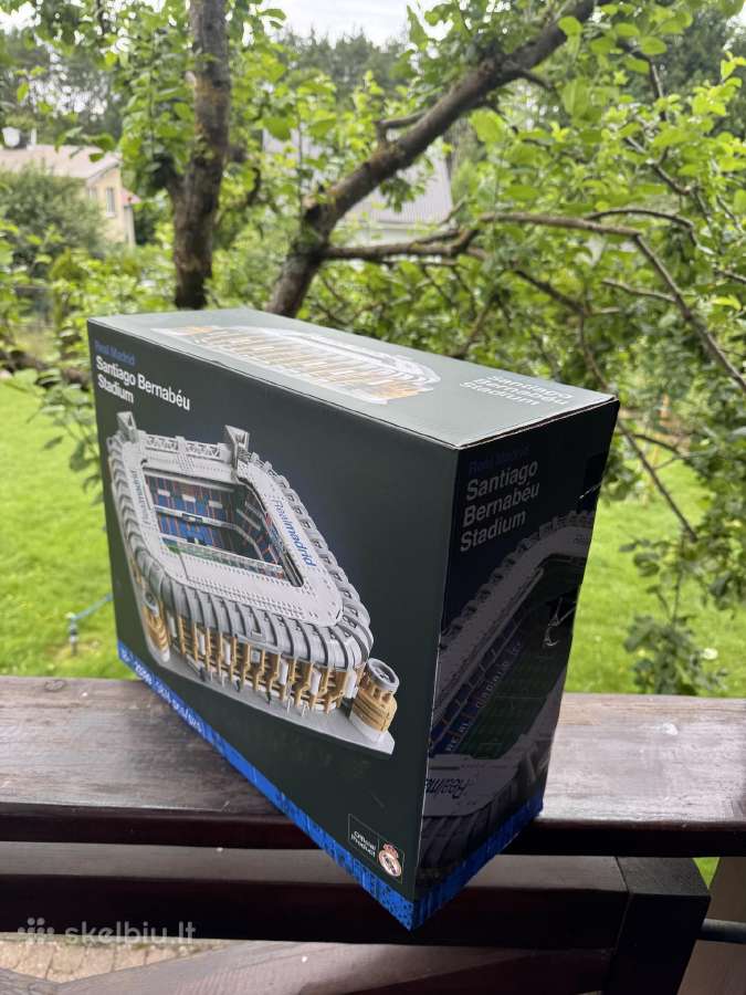 10299 10284 Lego Icons Santiago Bernabeu Camp Nou - nuotraukos Nr. 2