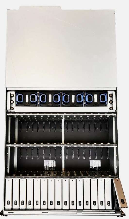 Ibm Slicestor 2448 48x 3.5" Lff 2x 2.5" Sff Server - nuotraukos Nr. 5