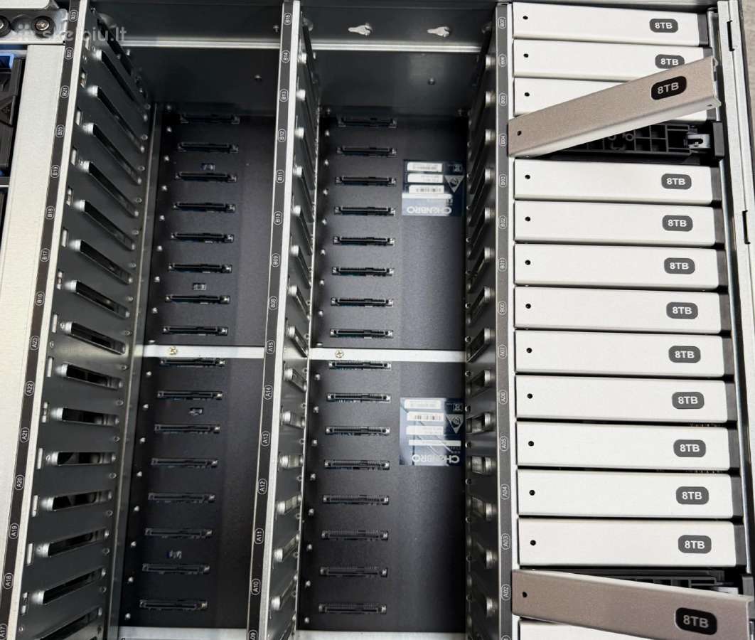 Ibm Slicestor 2448 48x 3.5" Lff 2x 2.5" Sff Server - nuotraukos Nr. 8