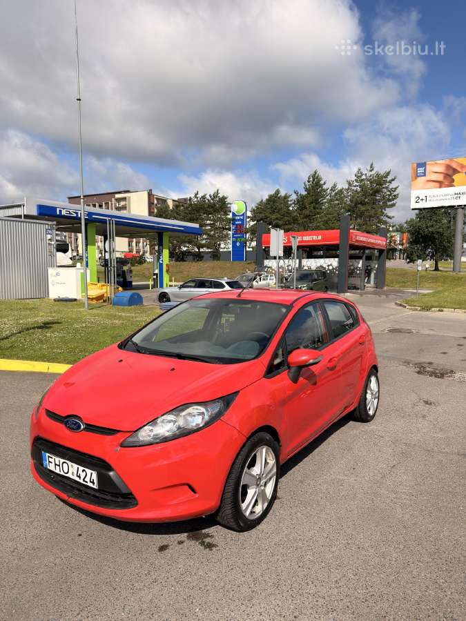 2011 Ford Fiesta
