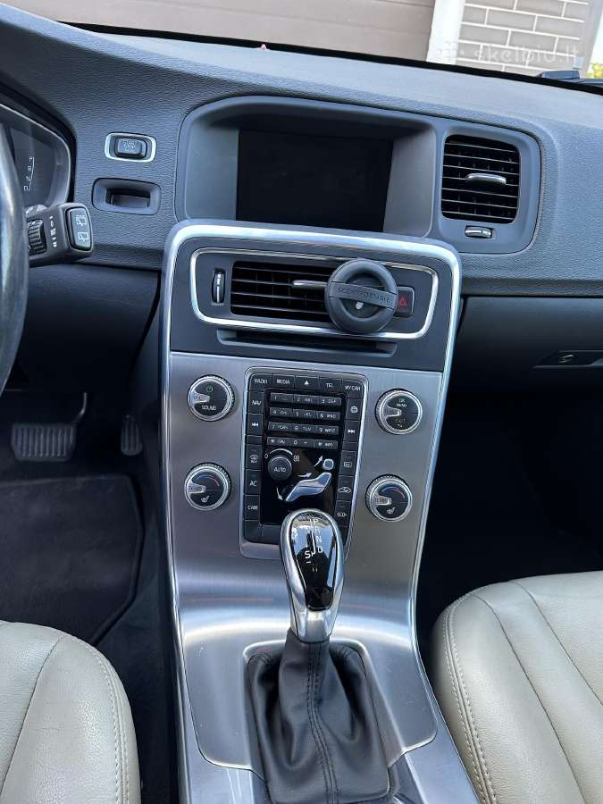 Volvo V60 - nuotraukos Nr. 13