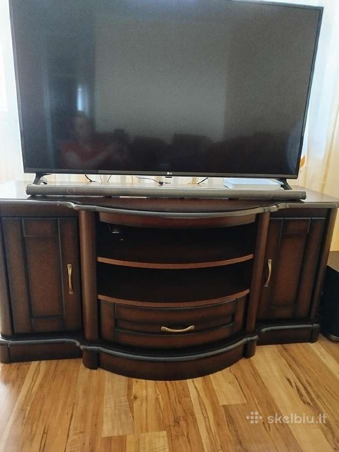 TV staliukas
