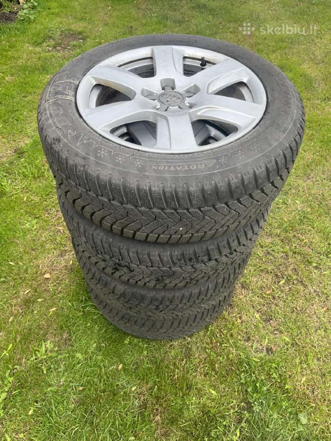 Audi ratai su padangomis