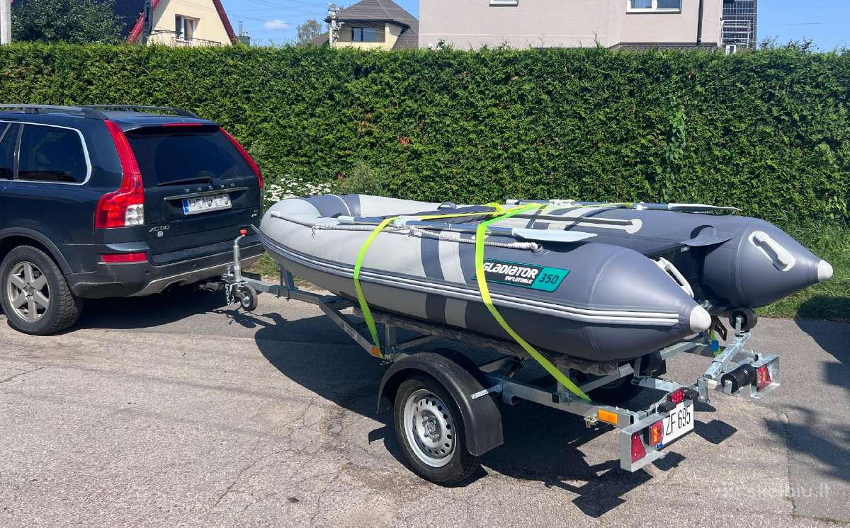 Parduodama Pripučiama valtis Gladiator E350 Air