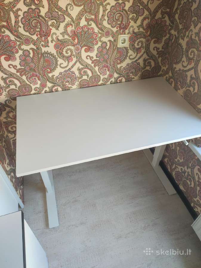 Mechaninis pakeliamas rašomasis Ikea stalas - nuotraukos Nr. 2
