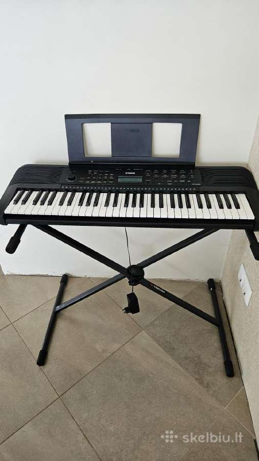 Sintezatorius Yamaha Psr-e283 su stovu