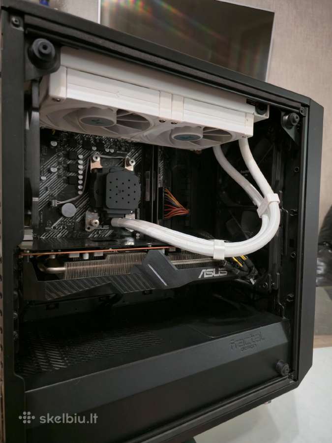 R5 3600 16gb RAM 5700xt 8gb