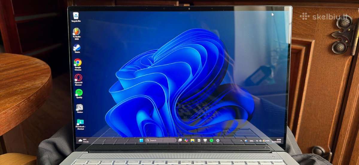 Asus Zenbook S14