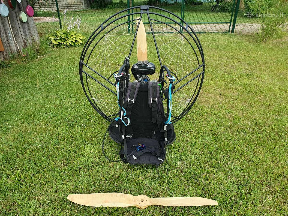 Paramotoras parasparnis