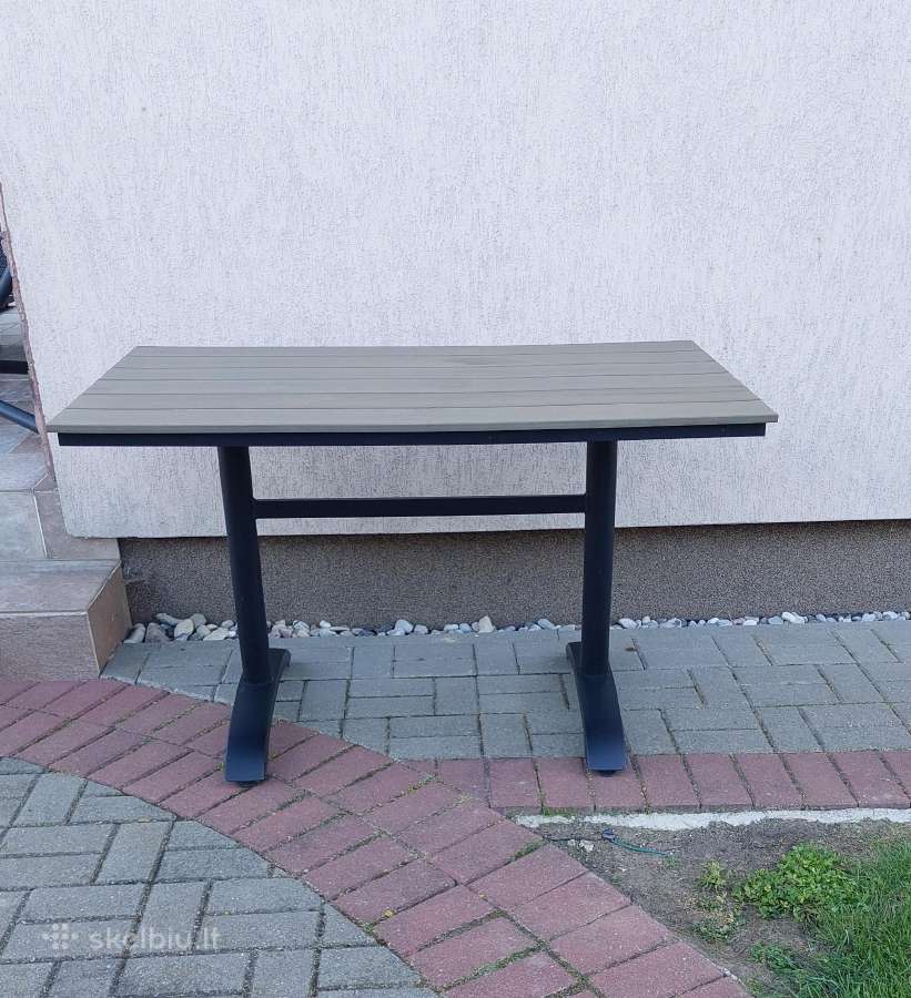 Lauko stalas