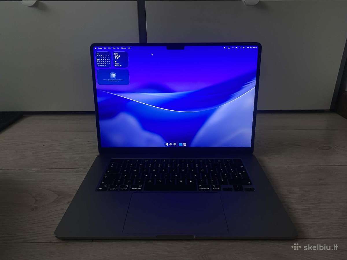 MacBook Air 15" M3