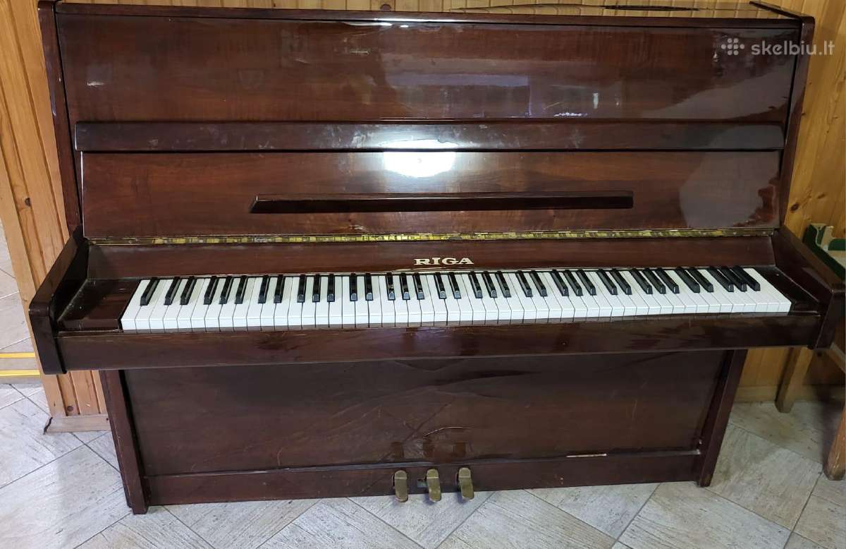 Parduodamas pianinas Riga