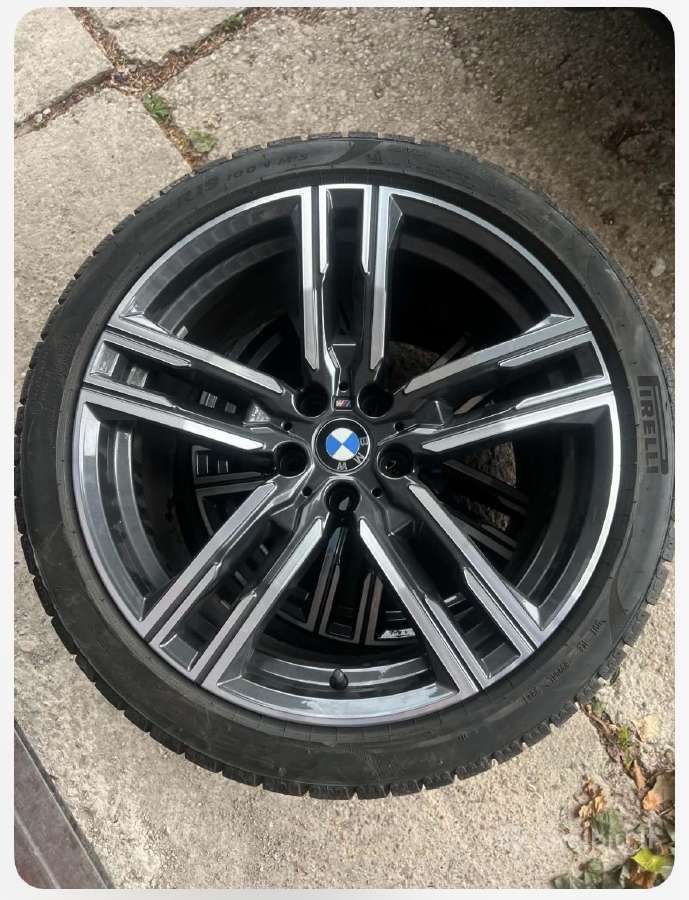 Bmw 8 r19 originalus ratlankiai