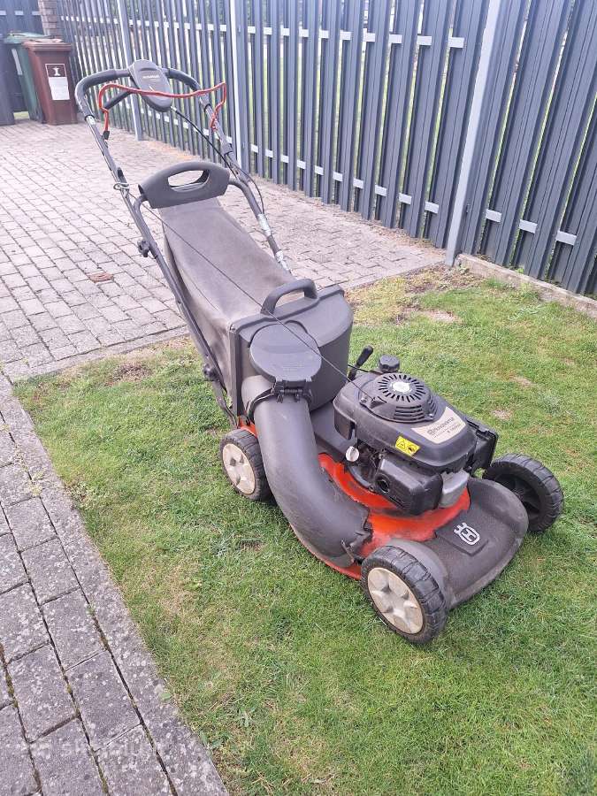 Benzininė žoliapjovė Husqvarna