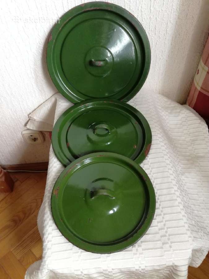 Labai senų laikų,emaliuoti puodų dangčiai - nuotraukos Nr. 3