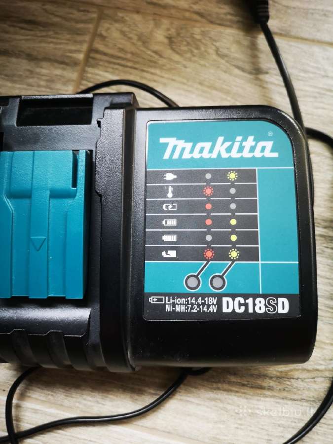 Makita 18v pompa su baterija ir ikrovikliu